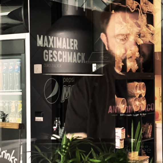 Anthony Bacon Homemade Burger Burgerladen Falkensee